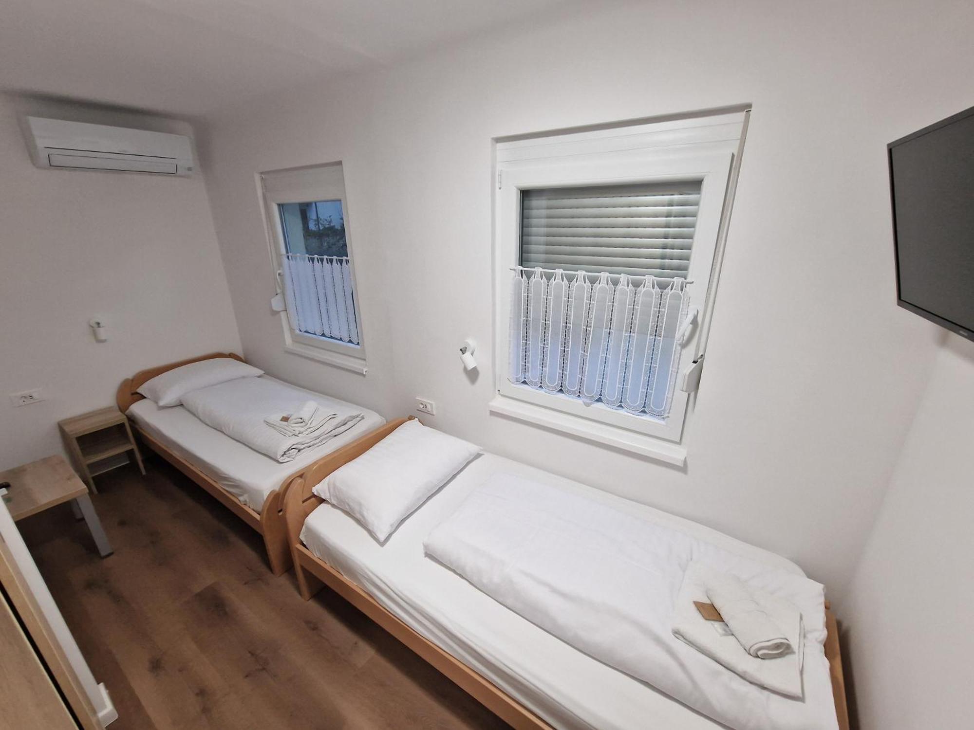 Pocitniski Dom Portoroz / Portoroz Holiday Home מראה חיצוני תמונה